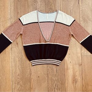 FREE PEOPLE XS ROSE GOLD SWEATER